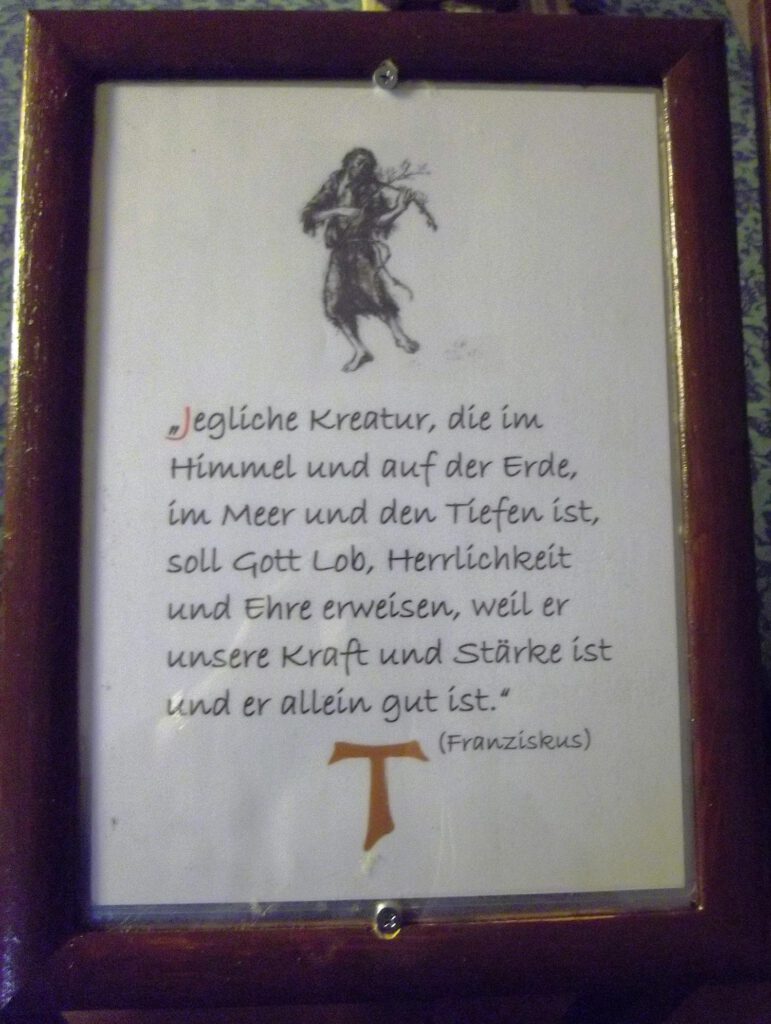 Schautafel über Gedankengut des Franziskus