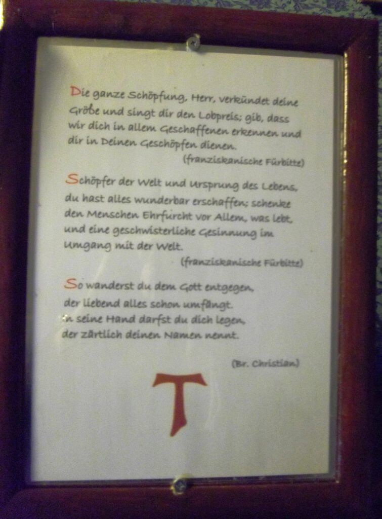 Schautafel über Gedankengut des Franziskus